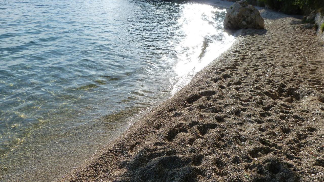 אומיס Beach Front Apartments Balica Rat מראה חיצוני תמונה