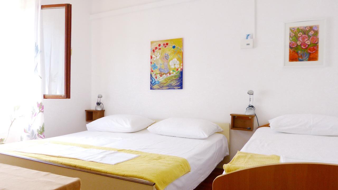 אומיס Beach Front Apartments Balica Rat מראה חיצוני תמונה